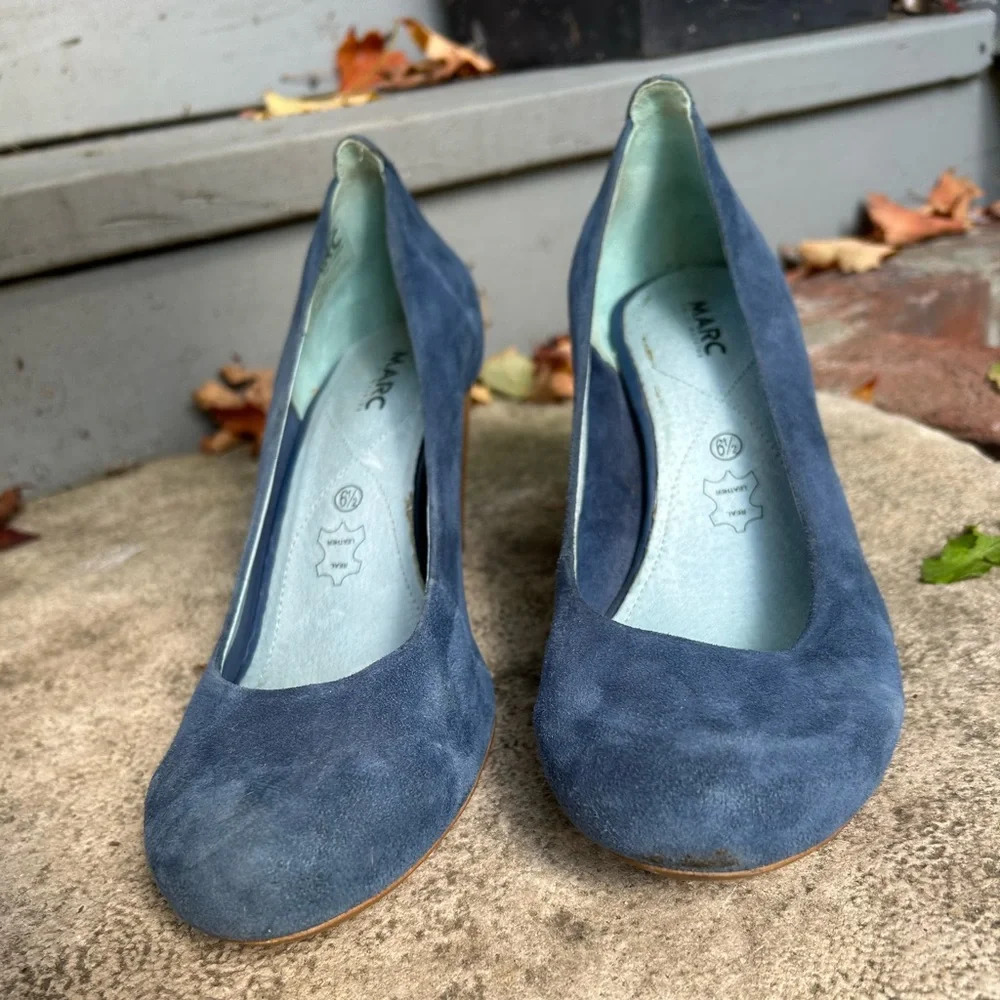 Marc The Art of Walking Blue Suede Shoes, size 9.5 - Picture 9 of 9